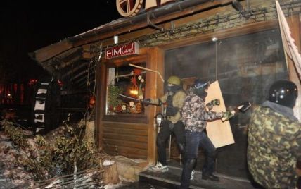 Элитные рестораны в Киеве могли разгромить одни и те же парни