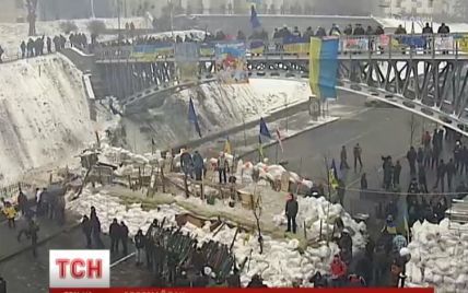 Активисты усиливают меры безопасности из-за вероятного штурма Евромайдана
