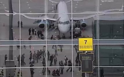 Из-за густого тумана задерживаются рейсы уже в трех аэропортах