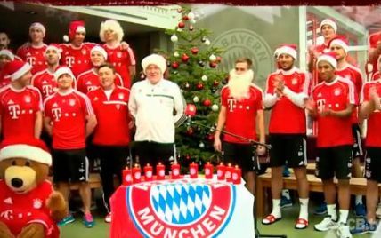 Футболісти "Баварії" заспівали Jingle Bells для вболівальників (відео)