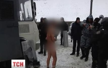 Экс-начальник киевских милиционеров утверждает, что активиста снимали голым на морозе бойцы "Омеги"