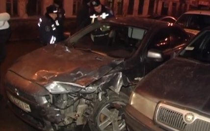 В центре Киева пьяный иранец протаранил машины сразу на нескольких улицах