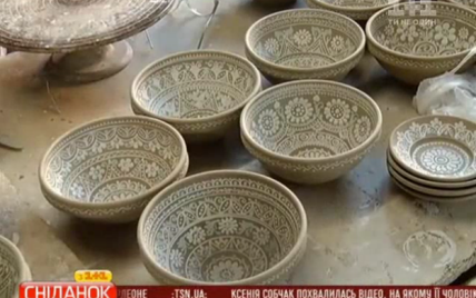 На Прикарпатье в Косово туристы лепят керамику и общаются с живым Святым Николаем