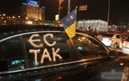 Гаишники пугают активистов Автомайдана штрафами и криминалом за блокирование улиц