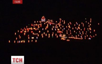 В Італії зʼявився найбільший у світі різдвяний вертеп із 250 фігурами із непотребу