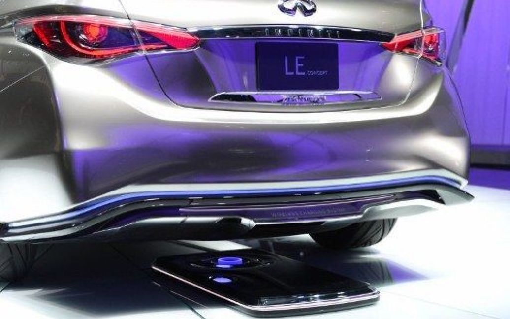 Infiniti LE / © AFP