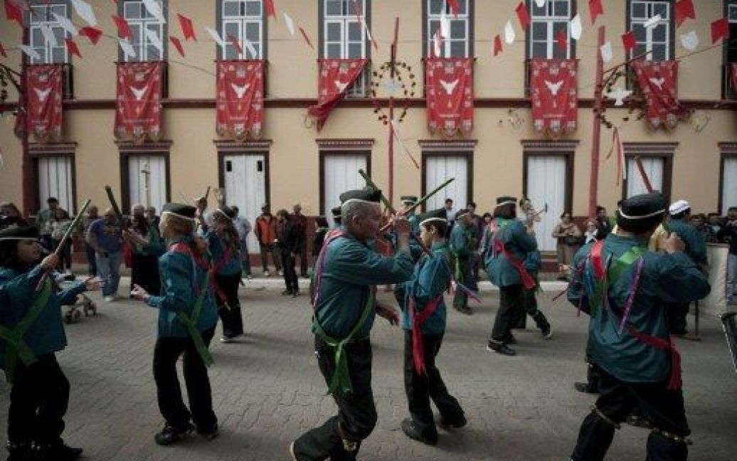 Хода на честь Божественного Духа Святого / © AFP