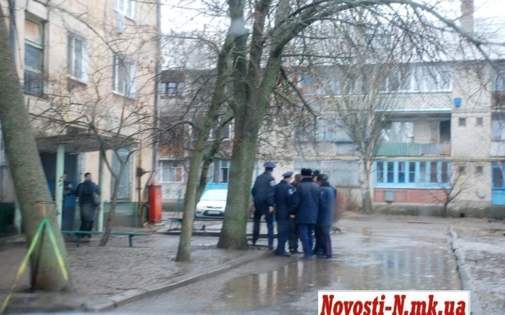Оксану проводили в останню путь з квітами і сльозами / © novosti-n.mk.ua