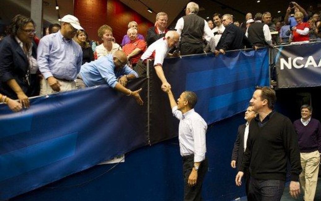 Обама зводив Кемерона на баскетбол / © AFP