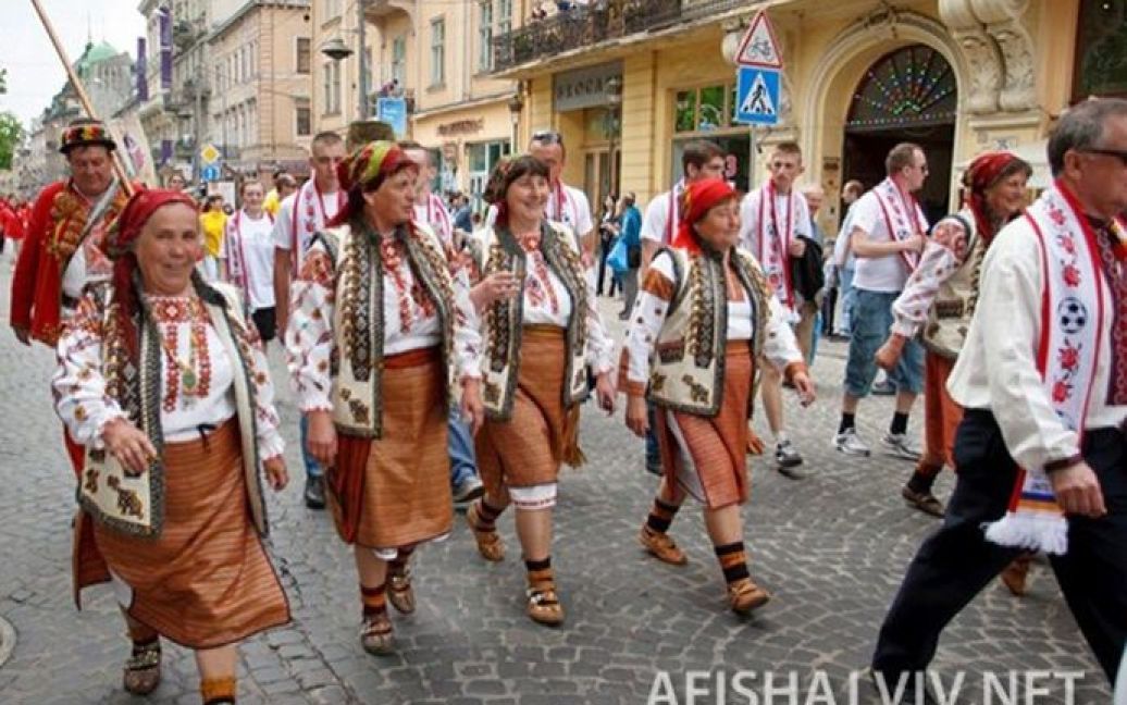 На день міста у Львові провели святковий парад / © 