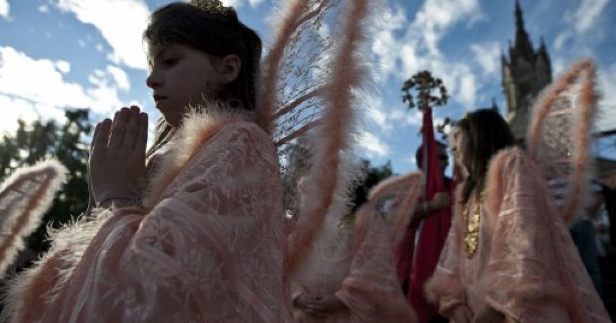 Хода на честь Божественного Духа Святого / © AFP