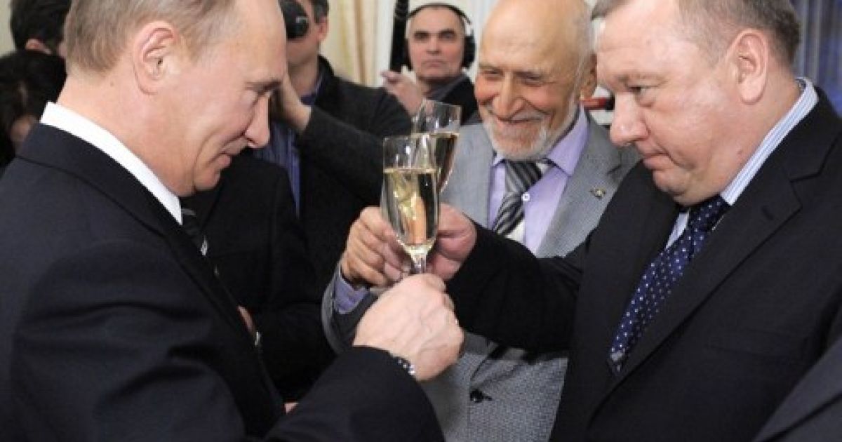 Володимир Путін і генерал Володимир Шаманов / © AFP