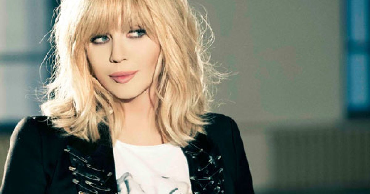 Друзі Білик вітають Ірину з новосіллям і з кінцем світу водночас