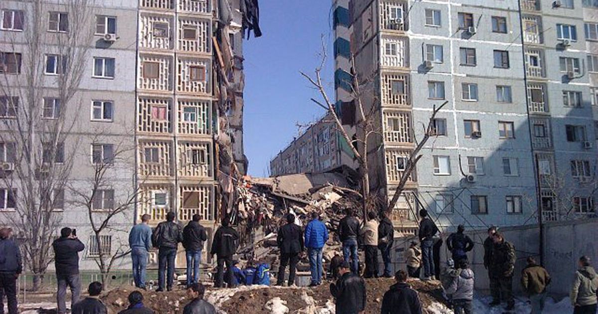 В Астрахані стався вибух у дев&rsquo;ятиповерхівці, є жертви. / © Ридус