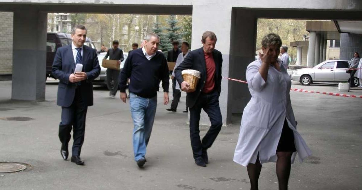 ФК "Динамо" відвідали дітей в онкоцентрі / © gazeta.ua