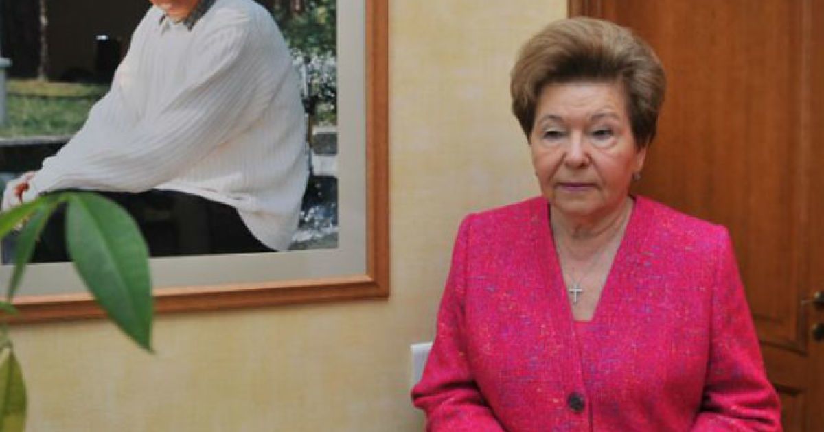 Наїна Йосипівна досі непогано себе почуває і веде активне життя
