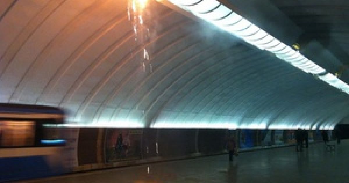 У Києві сталась пожежа на станції метро "Осокорки"