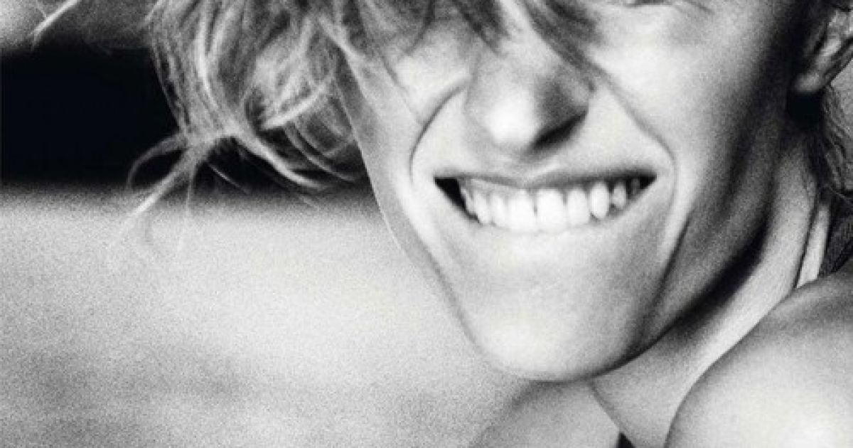 Жизель Бундхен прикрасила червневу обкладинку Vogue Франція / © vogue