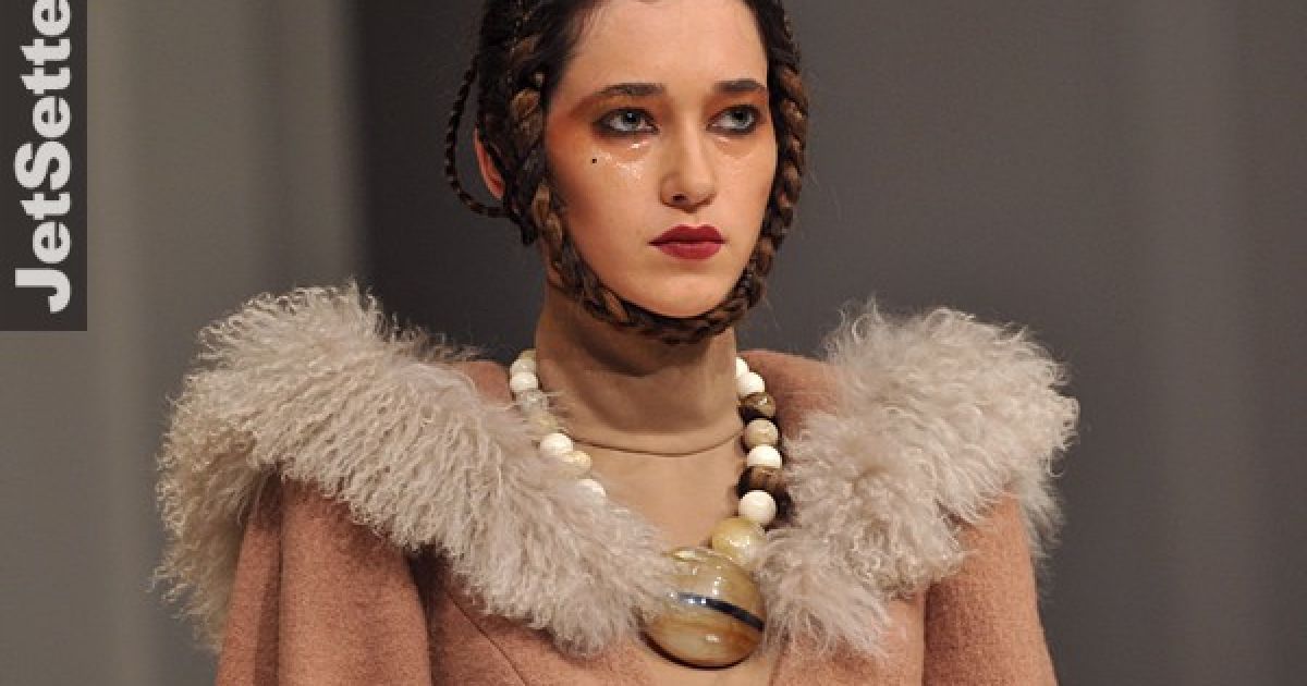 Показ ANOUKI BICHOLLA / © jetsetter.ua