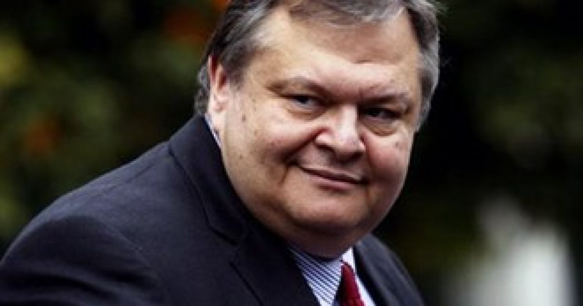 У грецького міністра фінансів Евангелоса Венізелоса жбурнули йогуртом