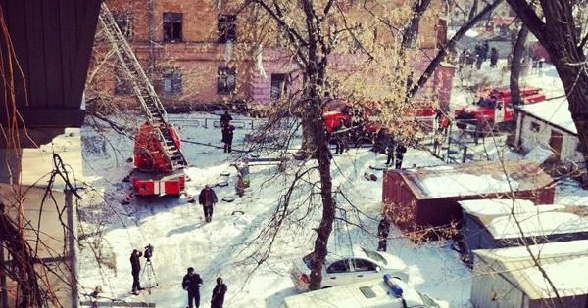 У Дніпропетровську на 3-му поверсі житлового будинку стався вибух газу, постраждали 6 осіб