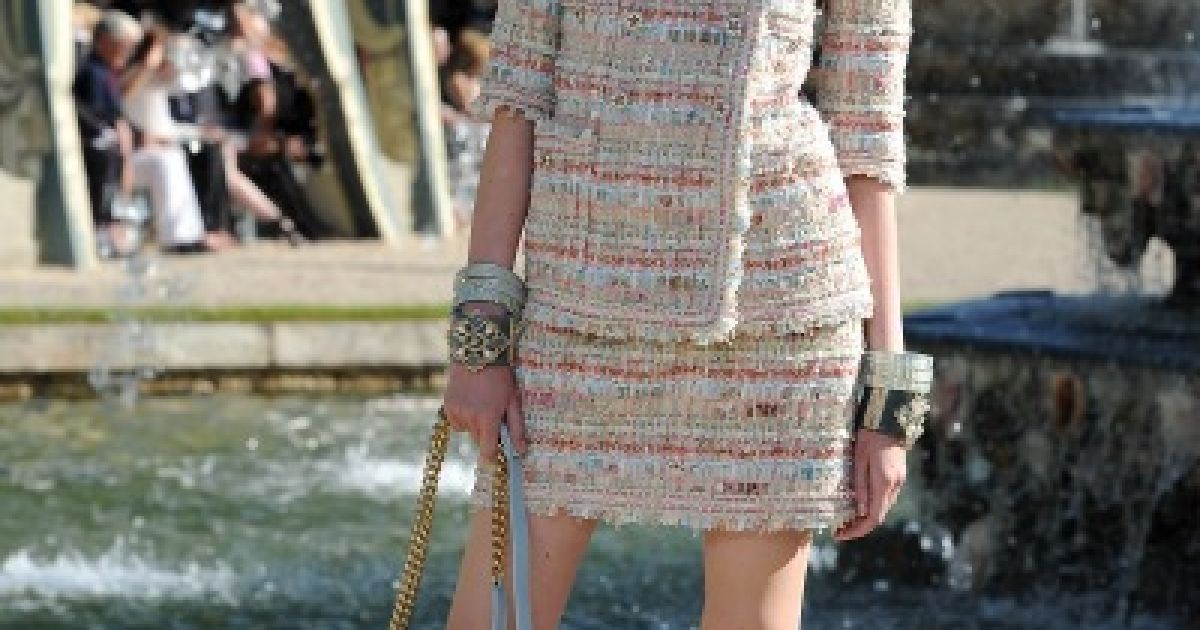 Лагерфельд представив круїзну колекцію Chanel / © Elle
