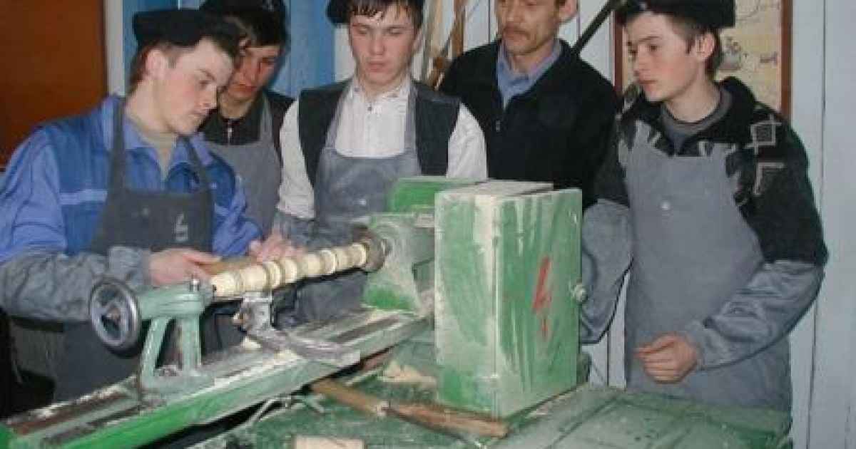 Трудове навчання більше не вчить працювати руками