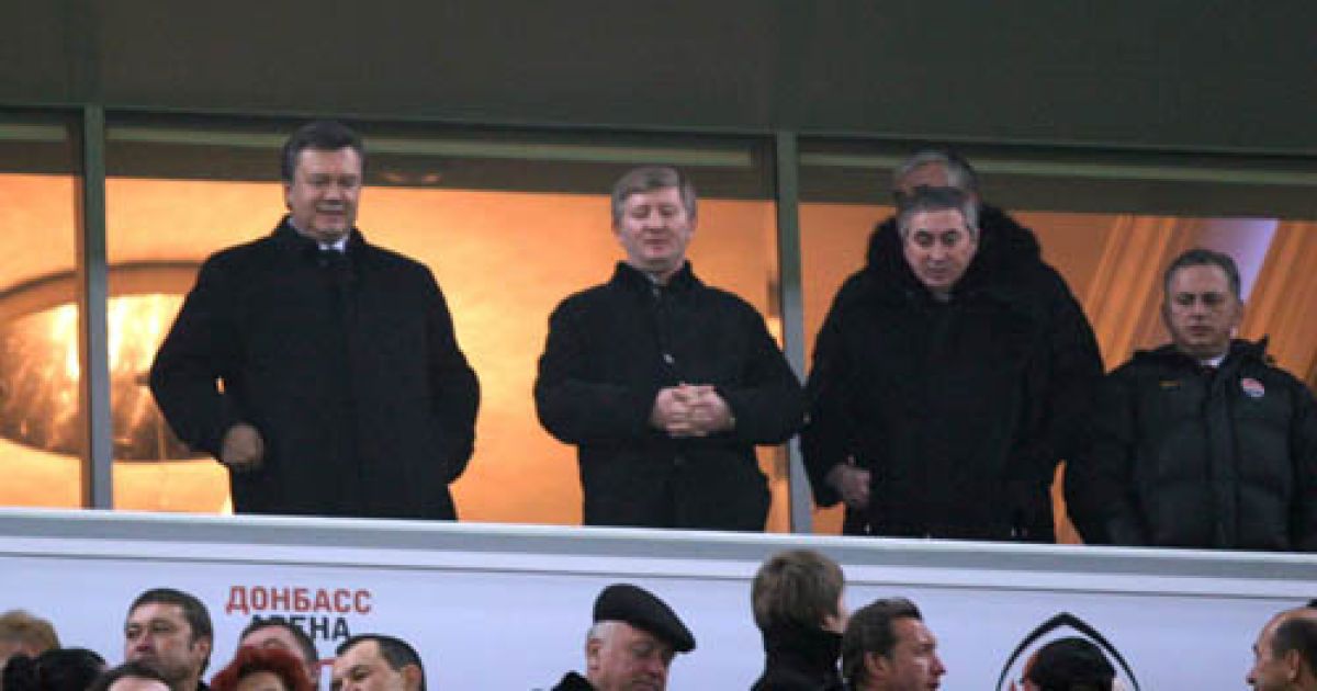 Янукович: мрію, щоб на стадіоні мене ніхто не помічав