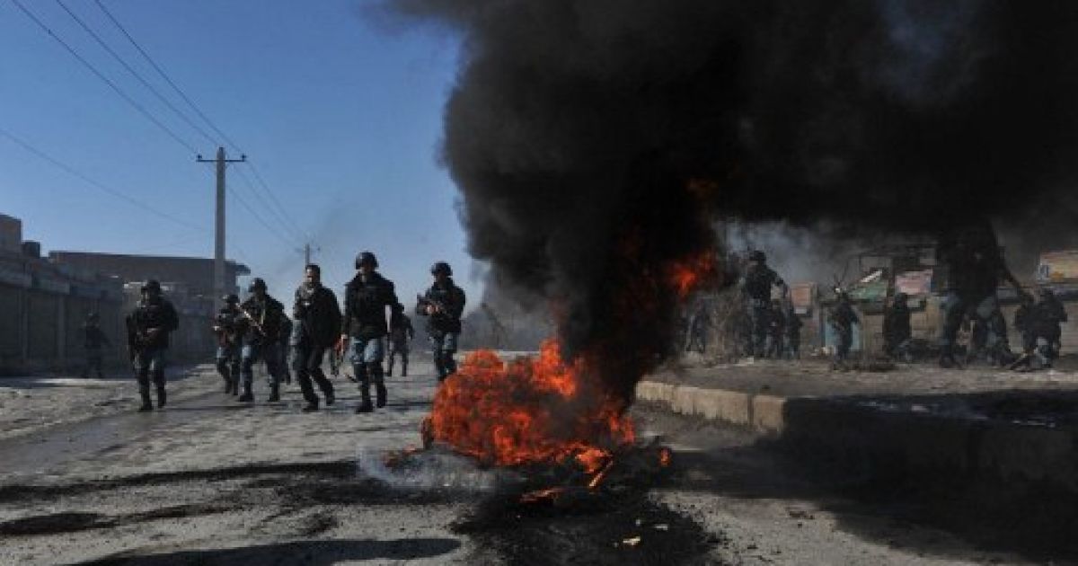 Спалення американськими солдатами Корану викликало в Афганістані масові заворушення