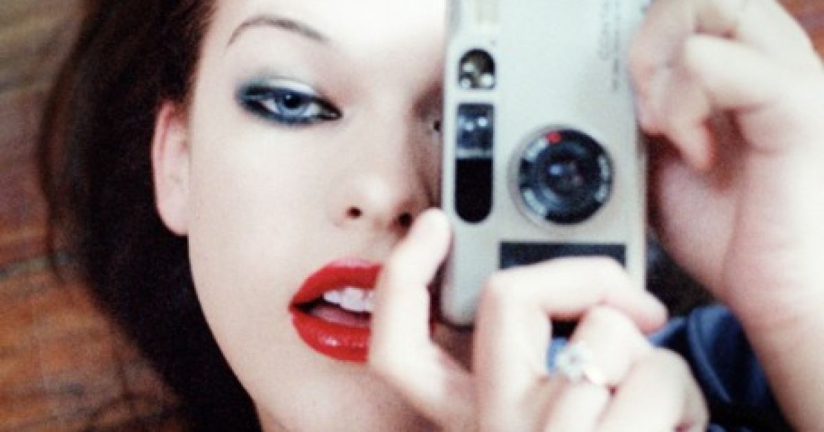 Міла Йовович / © Celebrity Camera Club