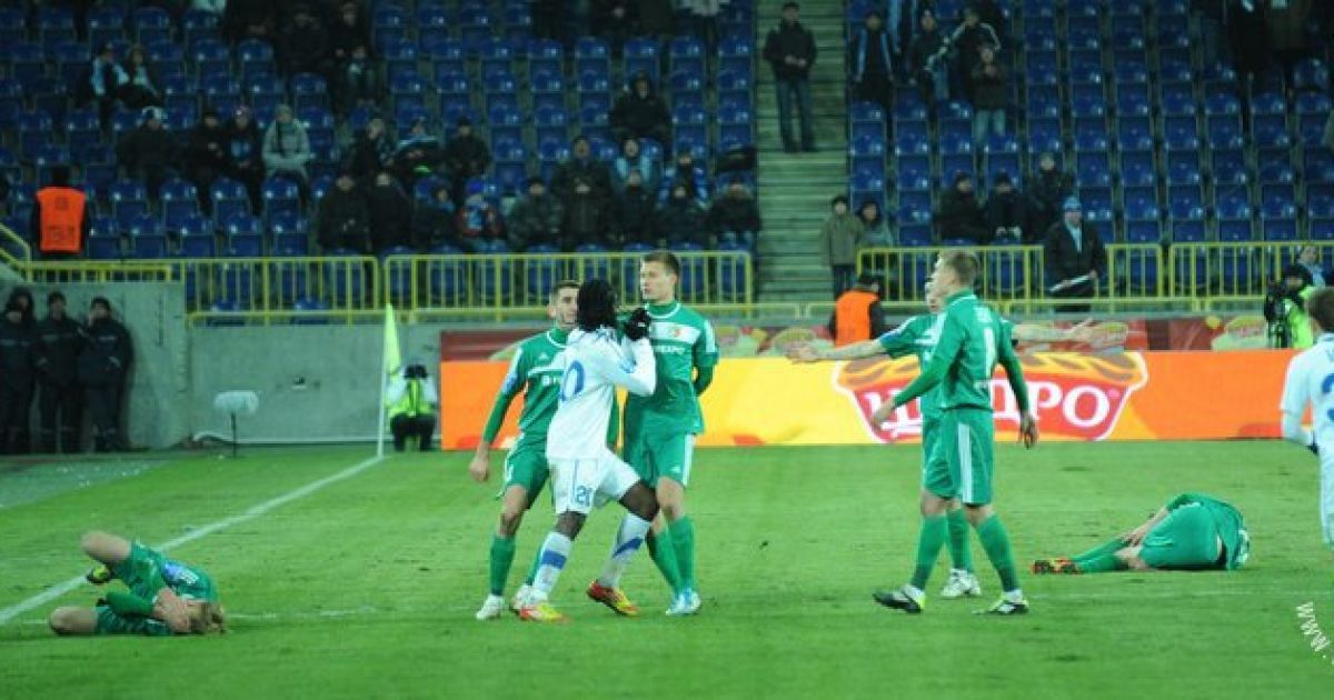 Боатенг пояснює, чому штовхнув Безуса