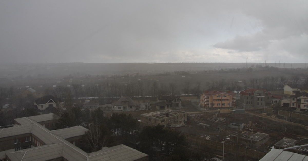 Сімферополь і Ялту раптово накрила снігова гроза / © cit.ua