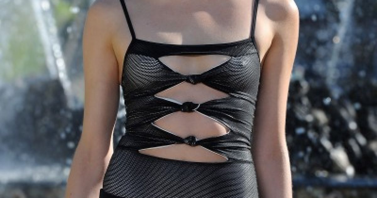 Лагерфельд представив круїзну колекцію Chanel / © Elle