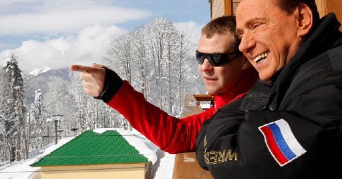 Володимир Путін, Дмитро Медведєв і Сильвіо Берлусконі відпочили в Сочі / © AFP