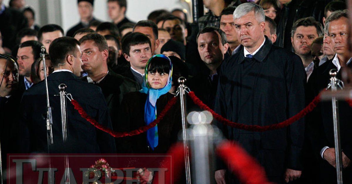 Великодню службу в Лаврі очолив митрополит Володимир. Президент прийняв участь у святковому богослужінні / © Главред