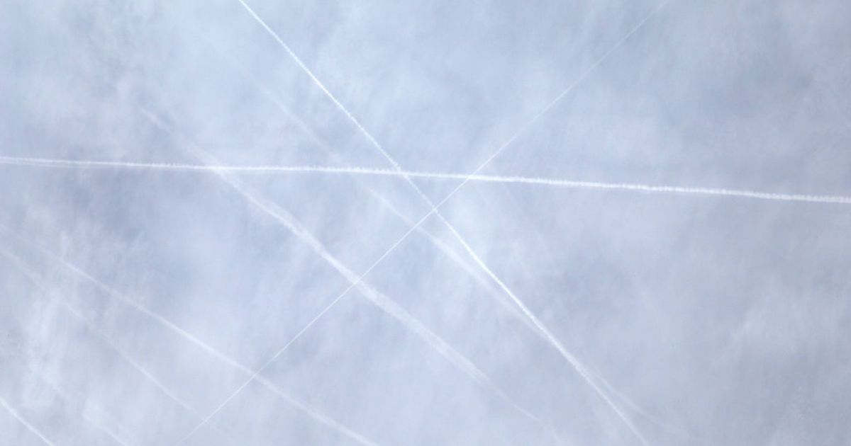 Сліди від літаків / © bigpicture.ru