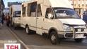 Маршрутки обладнають пасками безпеки та обмежувачами швидкості