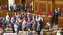 Народні депутати від "БЮТ-"Батьківщина" заблокували трибуну Ради, а ПР президію