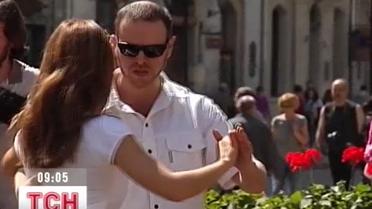 У Львові знову запрацювала соціальна школа вуличного танго