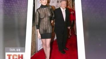 Новий тренд літа - прозорі тканини на голому тілі