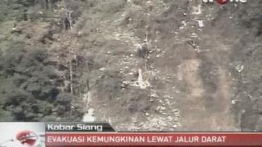 Спасатели добрались к месту катастрофы лайнера SuperJet-100