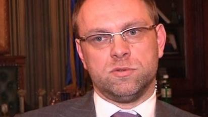 Власенко хоче, щоб клініку для екс-прем'єра вибрали німецькі лікарі