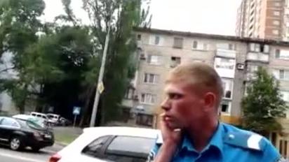 Донецького даішник у свій вихідний намагався отримати "зайвий" штраф