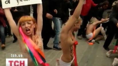 Активісток з руху "Femen" знову заарештували у Стамбулі