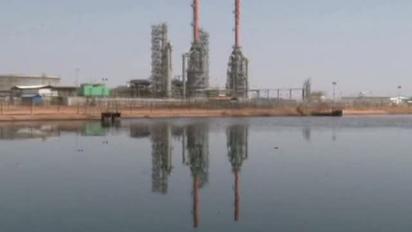 Конфлікт поміж двома частинами Судану перетворився на повномасштабну війну