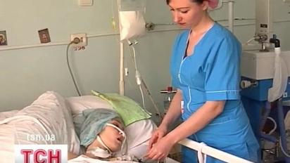 Мама Оксани Макар разом із німецьким меценатом навідали Олександру Попову