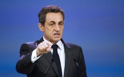 Скандального екс-президента Франції звинуватили в шахрайстві