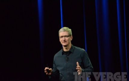 Гендиректору компанії Apple в 100 разів урізали зарплату