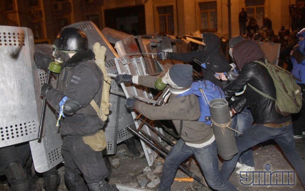 Під Адміністрацією президента стались сутички людей з міліцією / © УНІАН