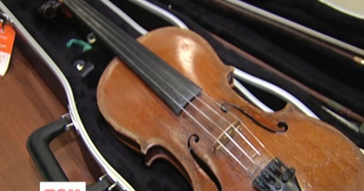 Понад 300-річна скрипка стала "здобиччю" київських митників